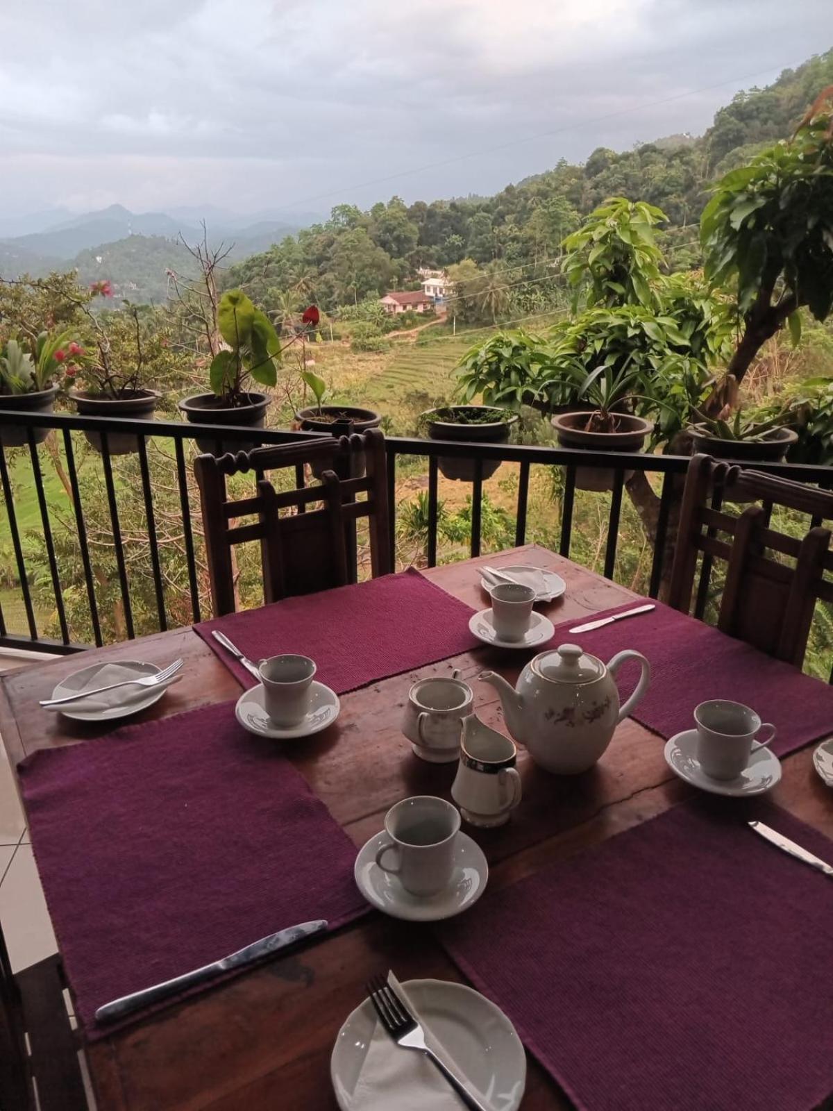 Kandy Ivy Mountain View Resort 外观 照片